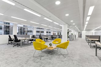 5-17 Hammersmith Grove, London en alquiler Foto del edificio- Imagen 2 de 4