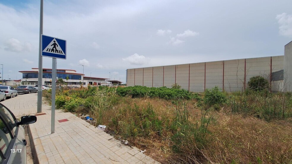 Nave en NÀQUERA, Valencia en venta - Foto del edificio - Imagen 3 de 5