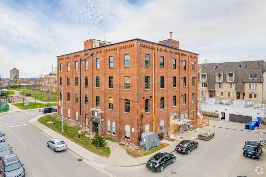 30 Powerhouse St, Toronto, ON en alquiler - Foto del edificio - Imagen 2 de 6