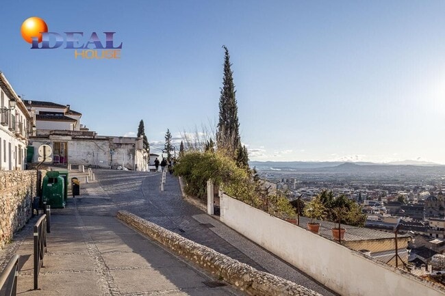 Más detalles de Carril de la Lona, 16, Granada - Terreno en venta