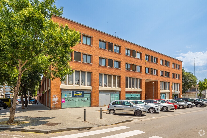 Local en Mollet del Vallès, Barcelona en venta - Foto principal - Imagen 1 de 2