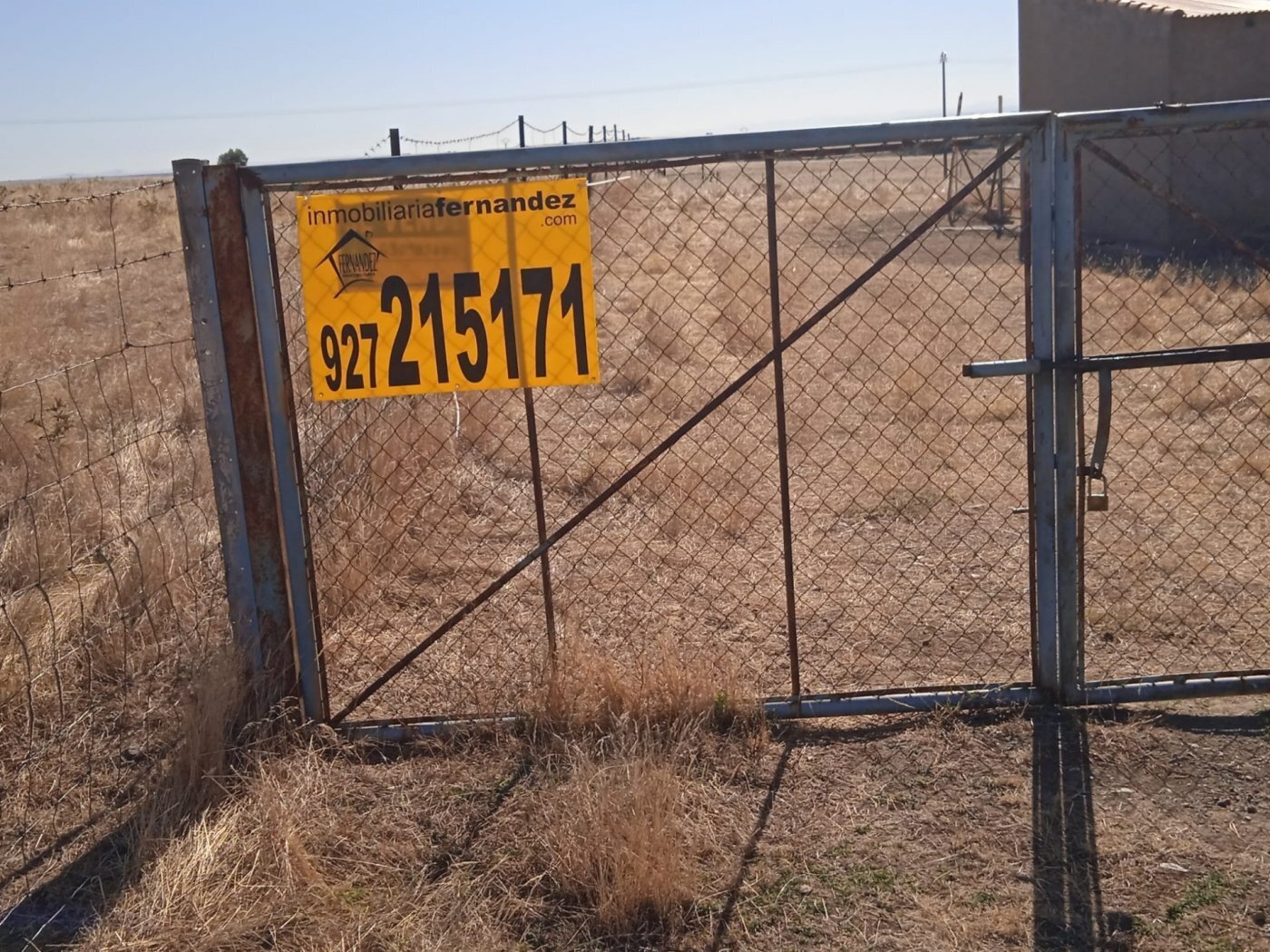 Terreno en Sierra de Fuentes, Cáceres en venta Foto principal- Imagen 1 de 4