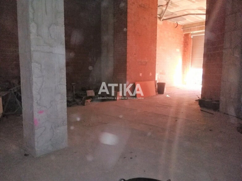 Local en Ontinyent en venta - Foto del edificio - Imagen 3 de 5