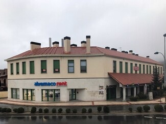 Más detalles de Avenida Marqués de Santillana, 28, Moralzarzal - Local en venta