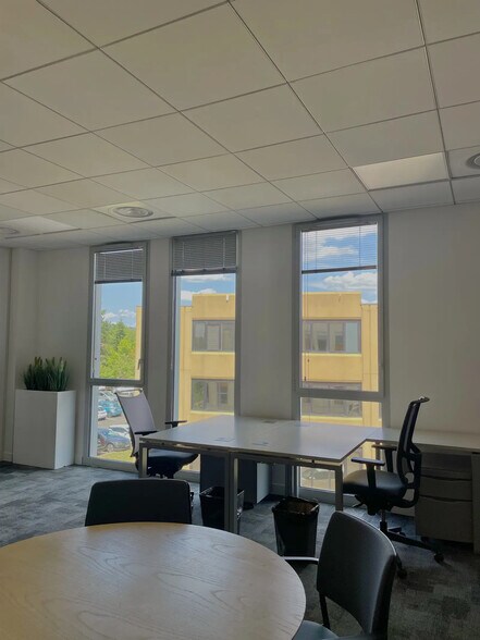 11 Rue De La Voie Lactée, Saint-Didier-au-Mont-d'Or en alquiler - Foto del edificio - Imagen 2 de 11