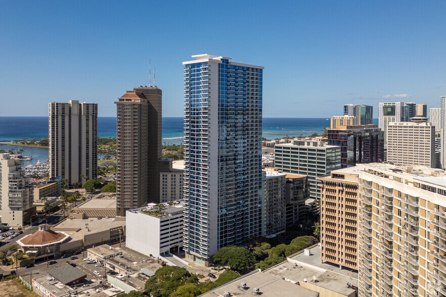 1631 Kapiolani Blvd, Honolulu, HI en alquiler - Vista aérea - Imagen 3 de 4