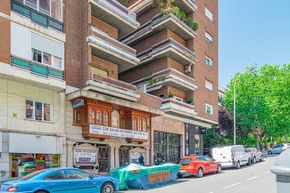 Más detalles de Calle de la Reina Mercedes, 12, Madrid - Local en alquiler