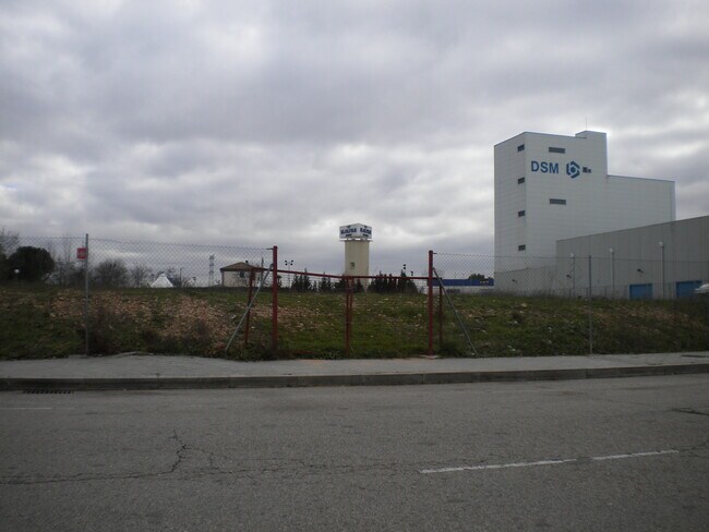 Más detalles de Calle Honduras, 28 P, Alcalá de Henares - Terreno en alquiler
