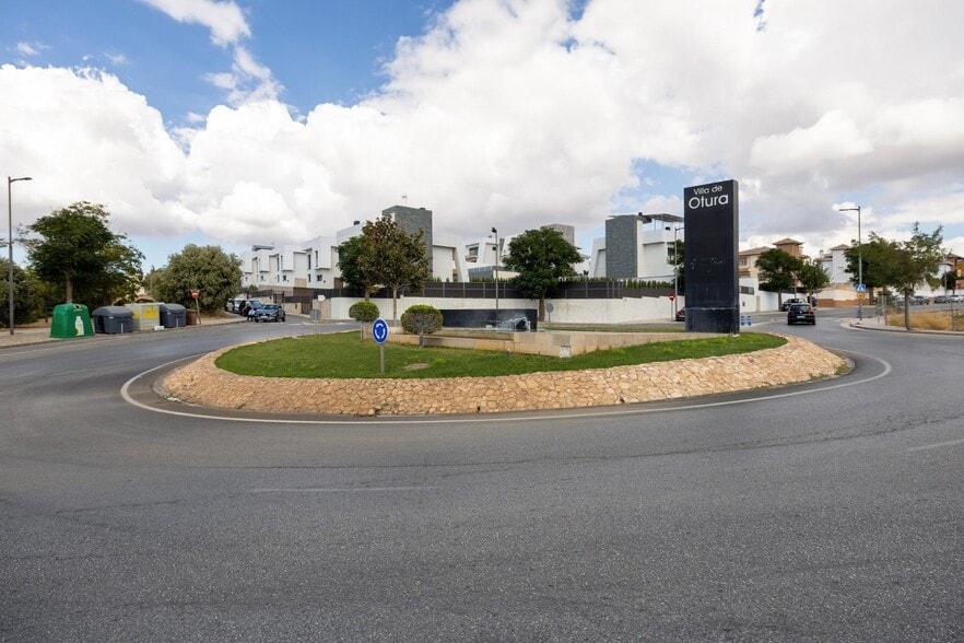 Calle Barranco de los Lobos, Villa de Otura, Granada en venta - Foto del edificio - Imagen 3 de 18
