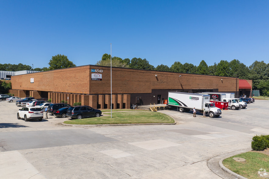 6540 Peachtree Industrial Blvd, Peachtree Corners, GA en alquiler - Foto principal - Imagen 1 de 2