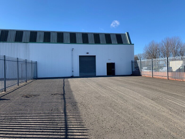 9-15 Montrose Ave, Glasgow en alquiler - Foto del edificio - Imagen 2 de 11