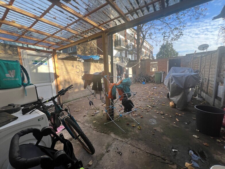 280 Barking Rd, London en alquiler - Foto del edificio - Imagen 2 de 9