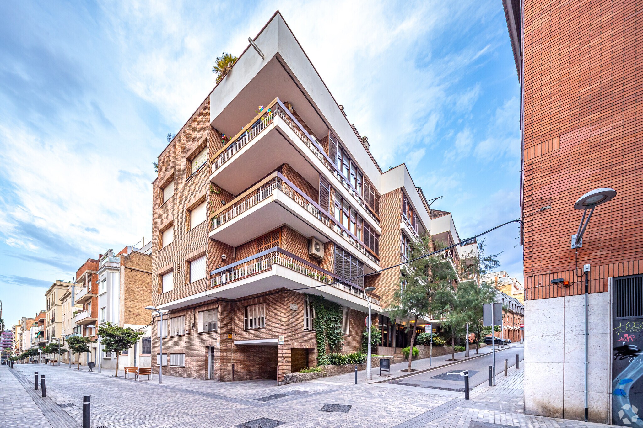 Edificio residencial en Barcelona, Barcelona en venta Foto principal- Imagen 1 de 3