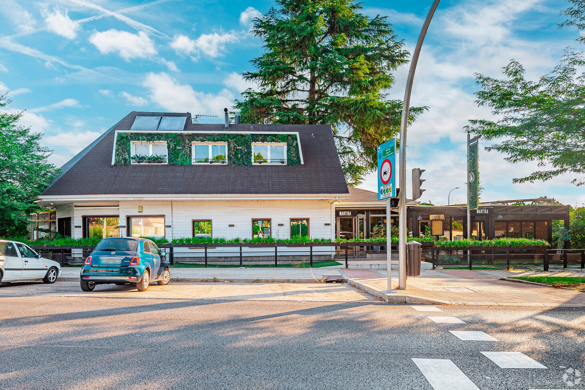 Avenida de la Victoria, 144, Madrid, Madrid en venta Foto principal- Imagen 1 de 9