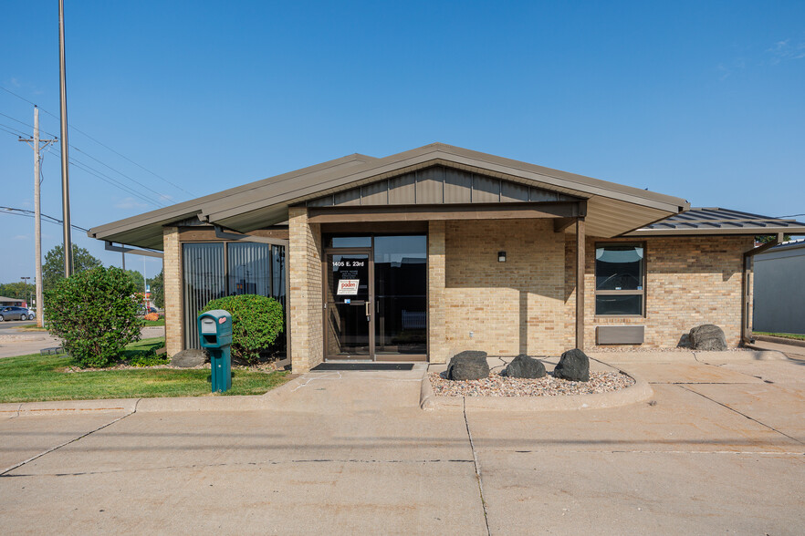 1405 E 23rd St, Fremont, NE en venta - Foto principal - Imagen 1 de 31