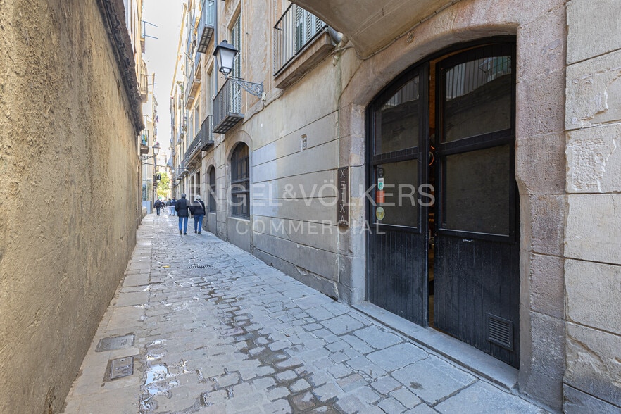 Local en Barcelona, Barcelona en alquiler - Foto del edificio - Imagen 3 de 8