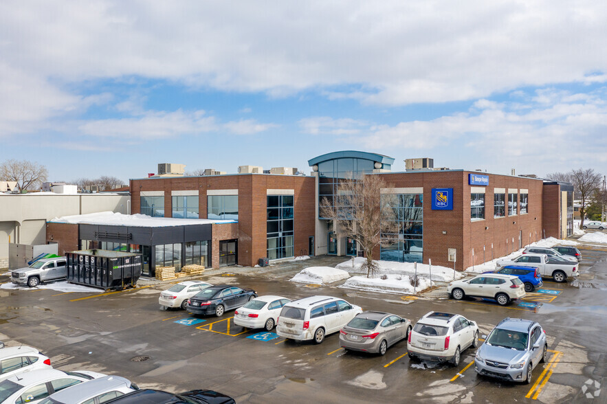 3100-3200 Boul De La Concorde E, Laval, QC en alquiler - Foto del edificio - Imagen 3 de 5