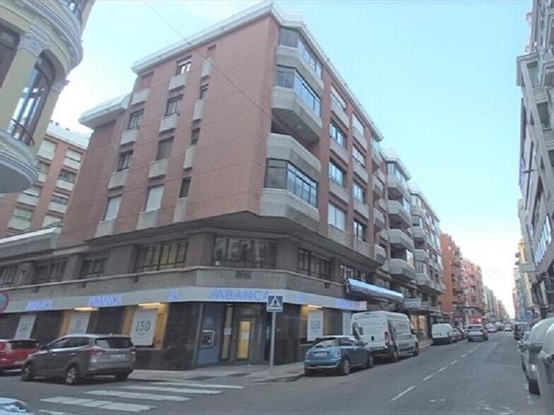 Oficina en León, León en venta - Foto del edificio - Imagen 1 de 16
