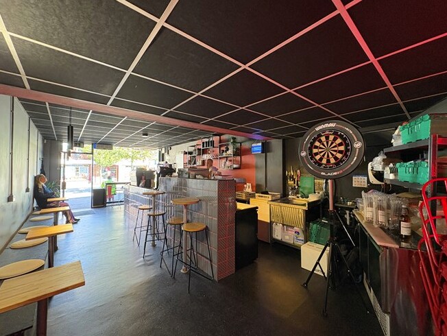 337, 341 & 343 Beersbridge Road cartera de 3 inmuebles en venta en LoopNet.es - Foto del interior - Imagen 3 de 11