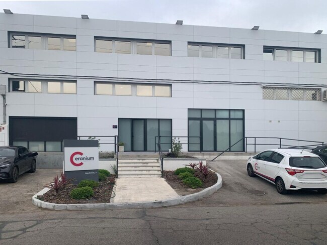 Más detalles de Calle Gavilanes, 11, Pinto - Nave en alquiler