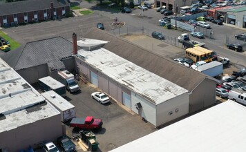 1404 Randall Ave, Levittown, PA en alquiler Foto del edificio- Imagen 1 de 4