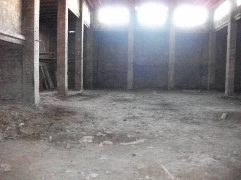 Local en Manresa, Barcelona en venta - Foto del edificio - Imagen 2 de 4