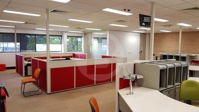 7 Seven Hills Rd, Baulkham Hills en alquiler Foto del interior- Imagen 2 de 3