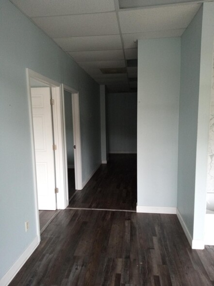 1801 Higdon Ferry Rd, Hot Springs, AR en alquiler - Foto del interior - Imagen 2 de 4