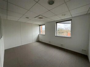 110 Rue Du Rue du Lieutenant Petit le Roy, Chevilly-Larue en venta Foto del interior- Imagen 1 de 4