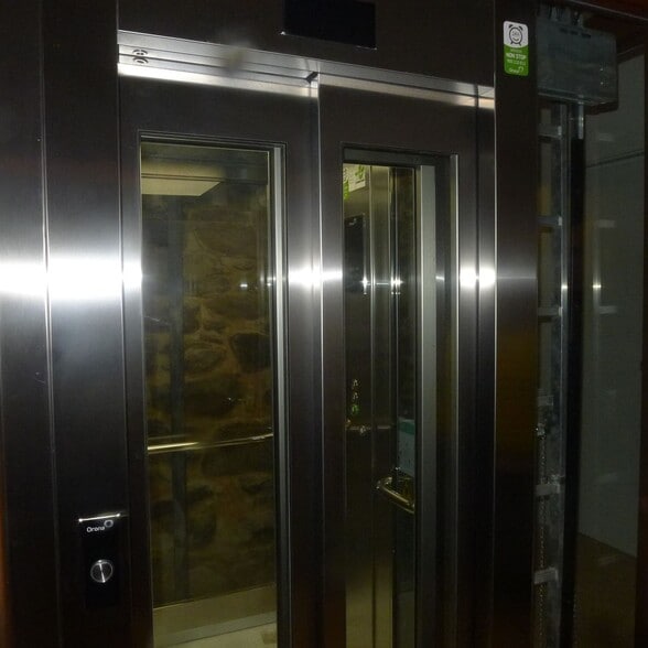 Local en Negreira, La Coruna en alquiler - Foto del edificio - Imagen 2 de 64