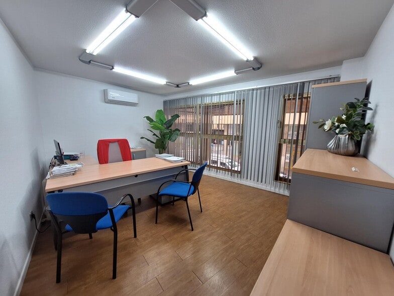 Oficina en Elche, Alicante en venta - Foto del interior - Imagen 3 de 14