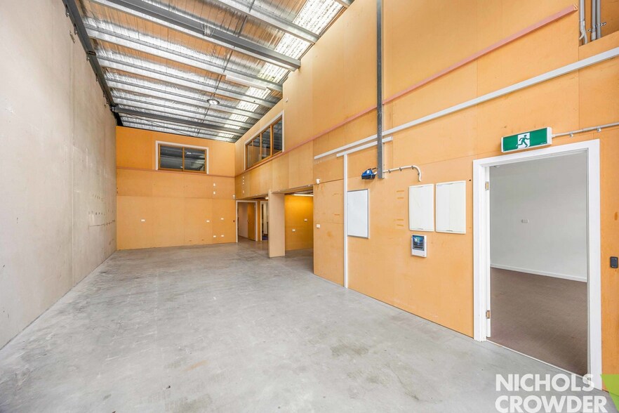 73 Tulip Street, Cheltenham en venta - Foto del interior - Imagen 3 de 19