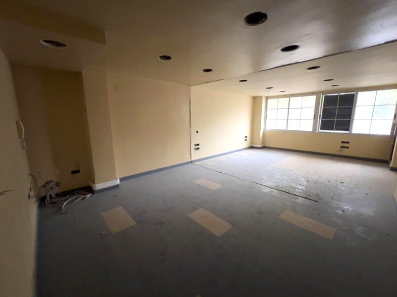 Local en CASTELLÓN DE LA PLANA en venta - Foto del edificio - Imagen 2 de 6