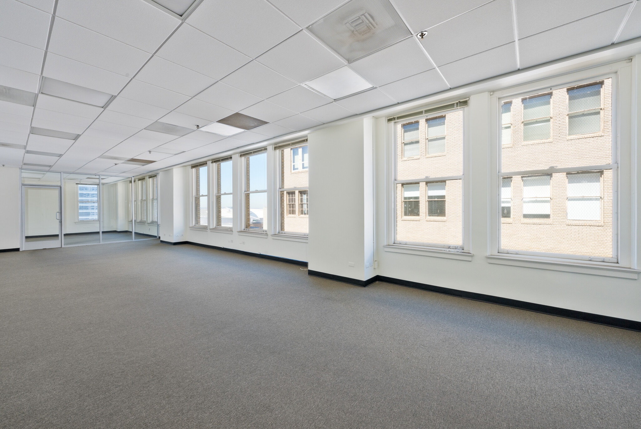 710-714 W Olympic Blvd, Los Angeles, CA en alquiler Foto del edificio- Imagen 1 de 3