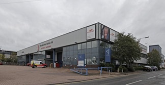 Más detalles de Imperial Way, Watford - Nave en alquiler