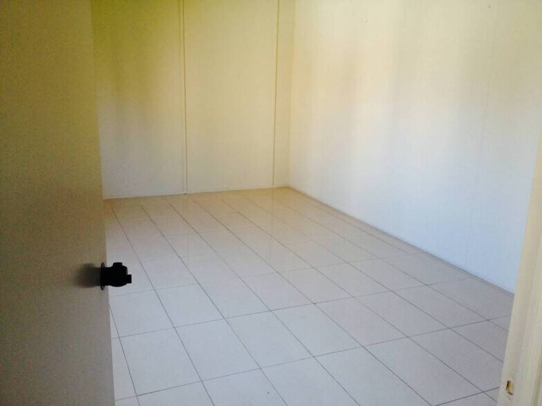 Oficina en El Ejido, Almería en alquiler - Foto del edificio - Imagen 3 de 10