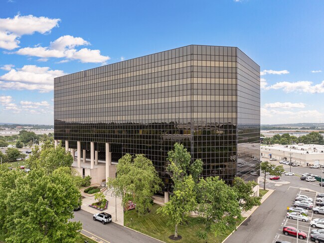 Más detalles de 110 Fieldcrest Ave, Edison, NJ - Oficina en alquiler