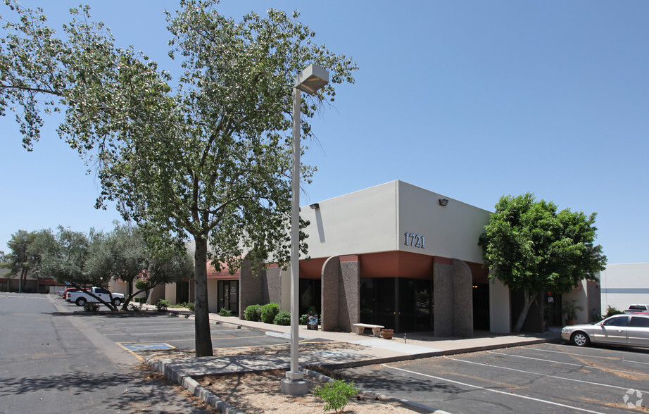 1721 W Rose Garden Ln, Phoenix, AZ en alquiler - Foto principal - Imagen 1 de 4