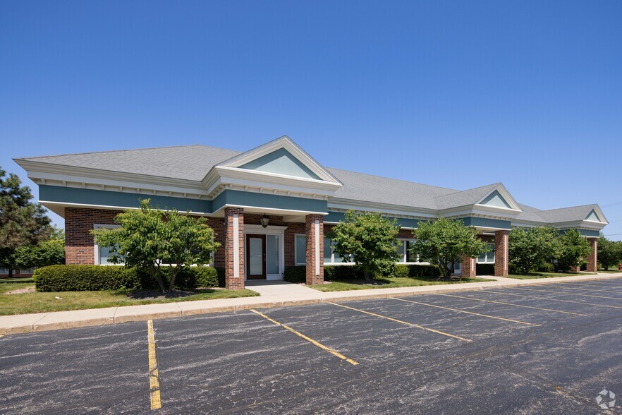 3 S Greenleaf Ave, Gurnee, IL en alquiler - Foto del edificio - Imagen 1 de 33