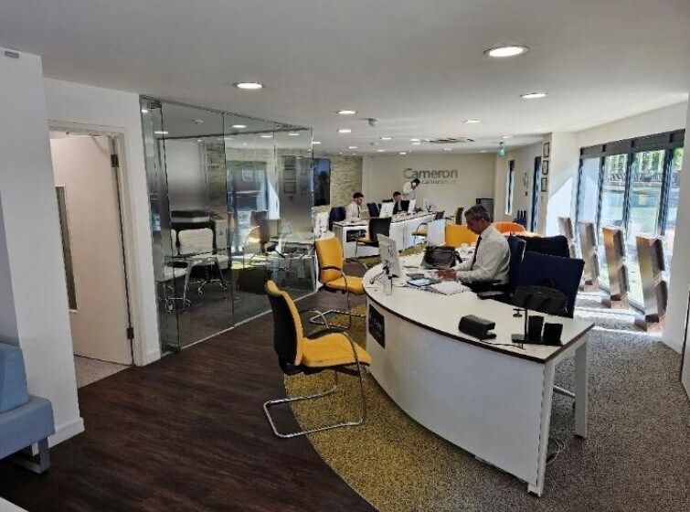 21-23 High St, West Drayton en venta - Foto del interior - Imagen 2 de 3