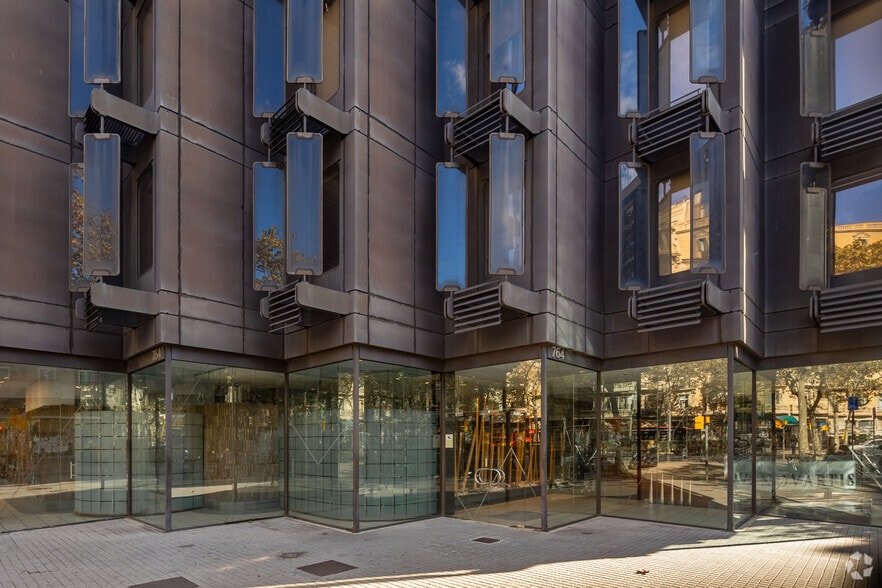 Gran Vía de les Corts Catalanes, 764, Barcelona, Barcelona en alquiler - Foto del edificio - Imagen 3 de 5