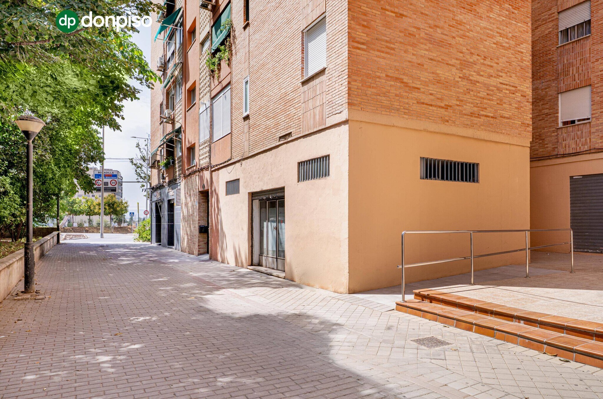 Calle María Goyri, 80, Granada, Granada en venta Foto del edificio- Imagen 1 de 10