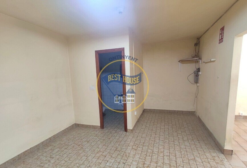 Local en Ontinyent, Valencia en alquiler - Foto del edificio - Imagen 2 de 3