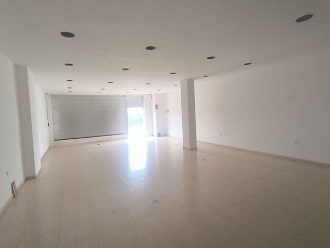 Más detalles de Local en alquiler