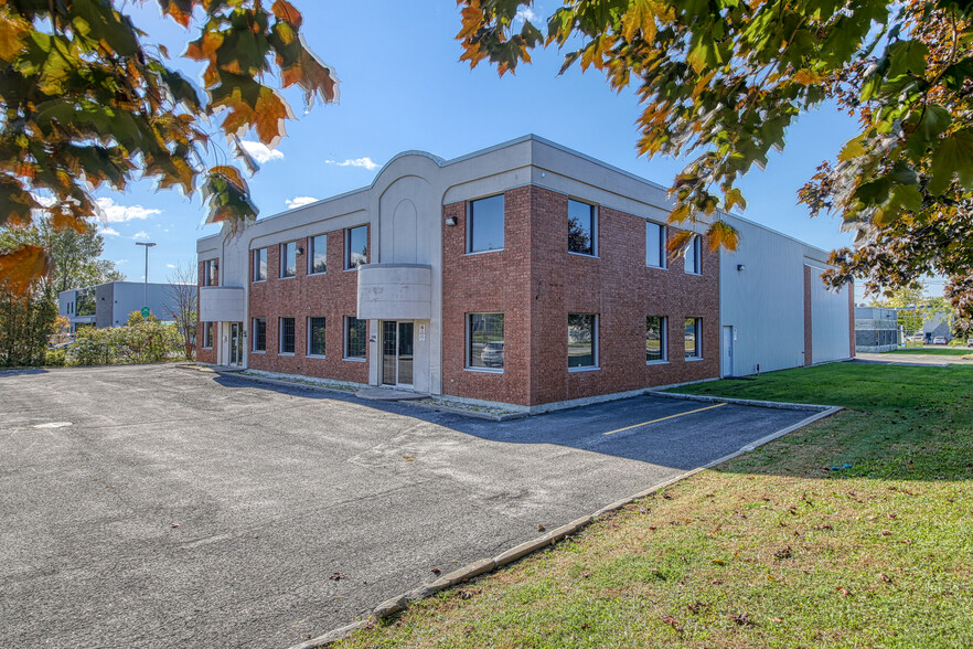 1550 Rue de Coulomb, Boucherville, QC en venta - Foto del edificio - Imagen 2 de 13