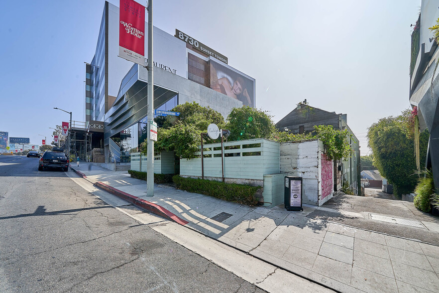 8752 W Sunset Blvd, West Hollywood, CA en alquiler - Foto del edificio - Imagen 3 de 10