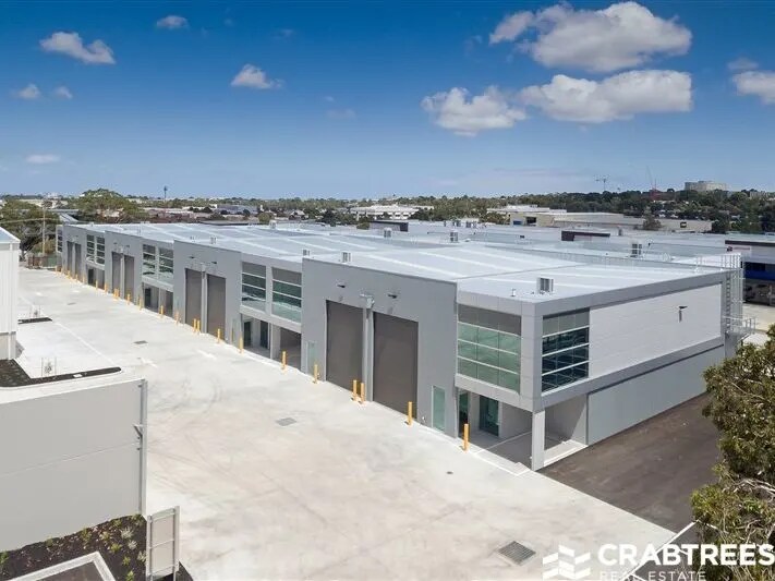 1-8 Precision Lane, Notting Hill en alquiler Foto principal- Imagen 1 de 3