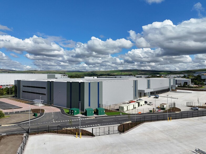 John Milne Av, Rochdale en alquiler - Foto del edificio - Imagen 2 de 48