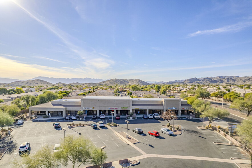 3145 E Chandler Blvd, Phoenix, AZ en alquiler - Foto del edificio - Imagen 2 de 8