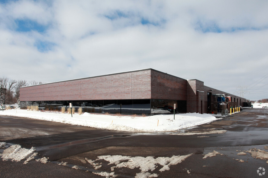 6500 Wedgewood Rd N, Maple Grove, MN en alquiler - Foto del edificio - Imagen 2 de 4